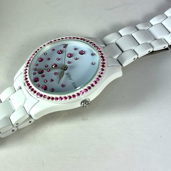 Betsey Johnson Watch - Picture 8 of 9